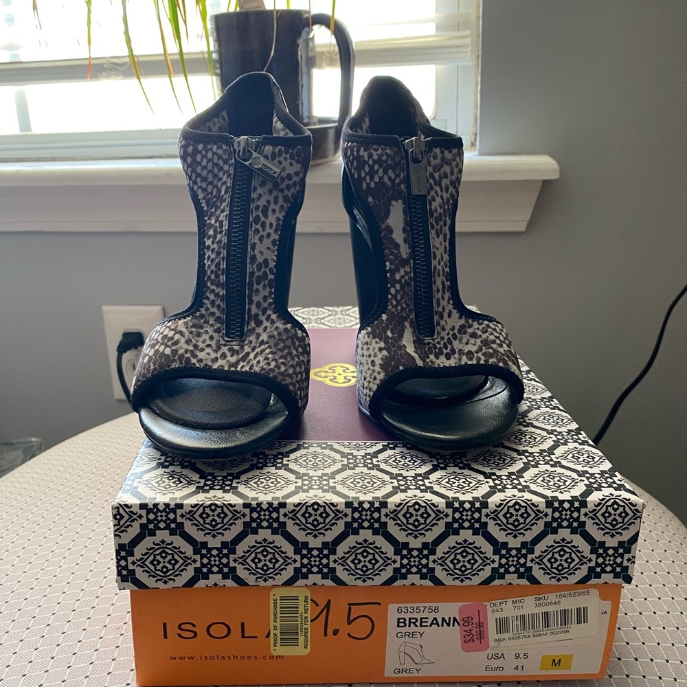Chunky Heel Sandals